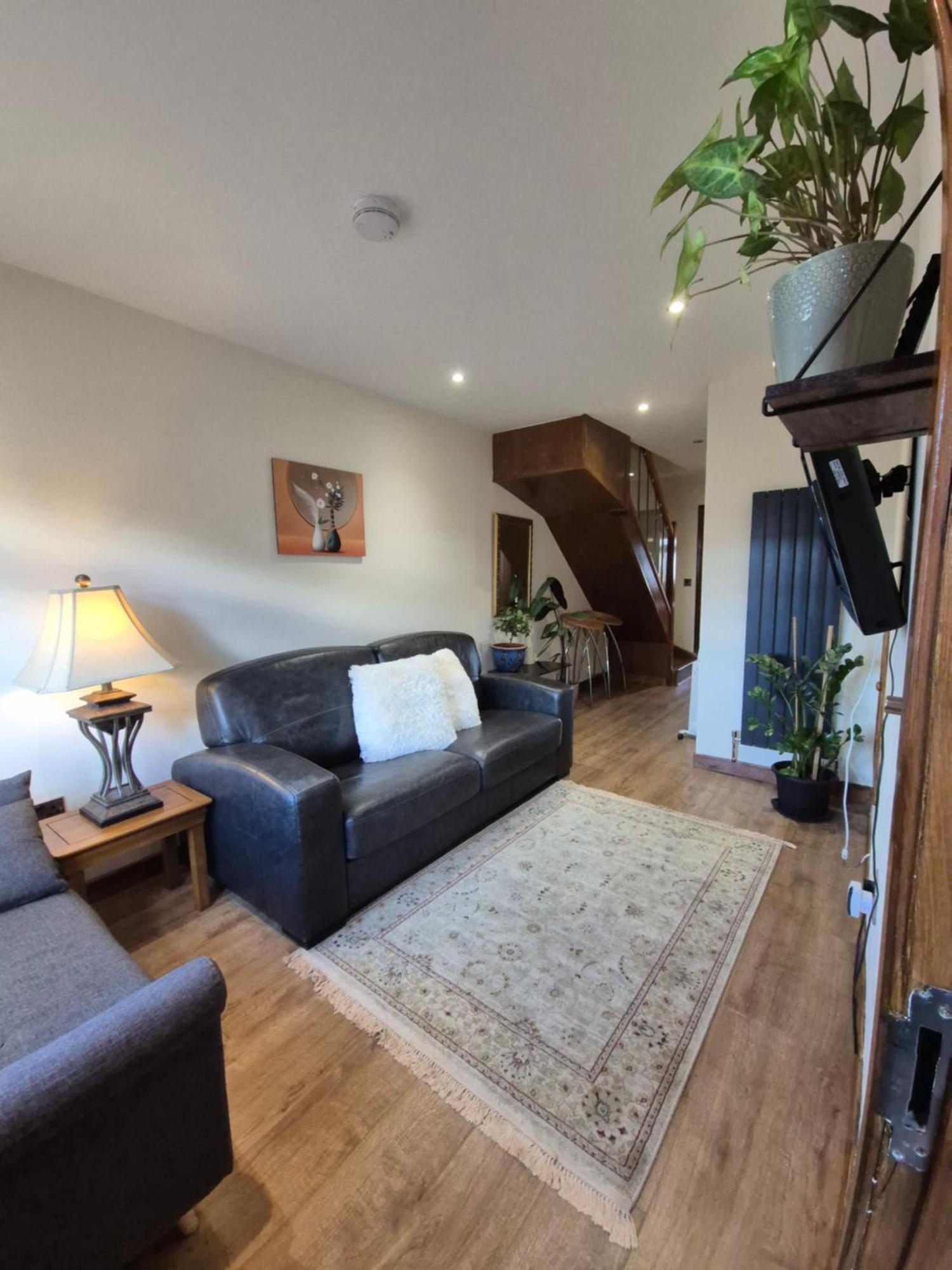Self-Catering Extended Family Home Edimburgo Exterior foto